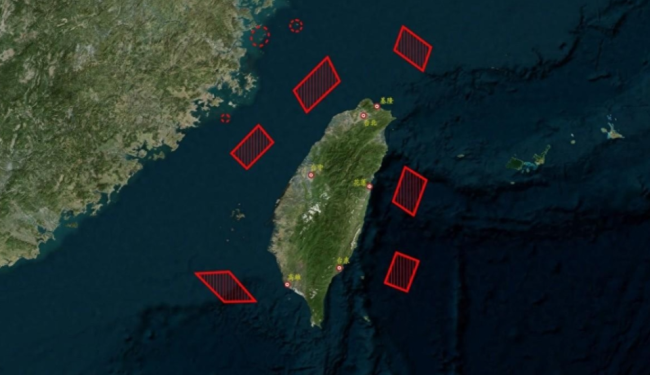 火箭军部队某型导弹整齐排列