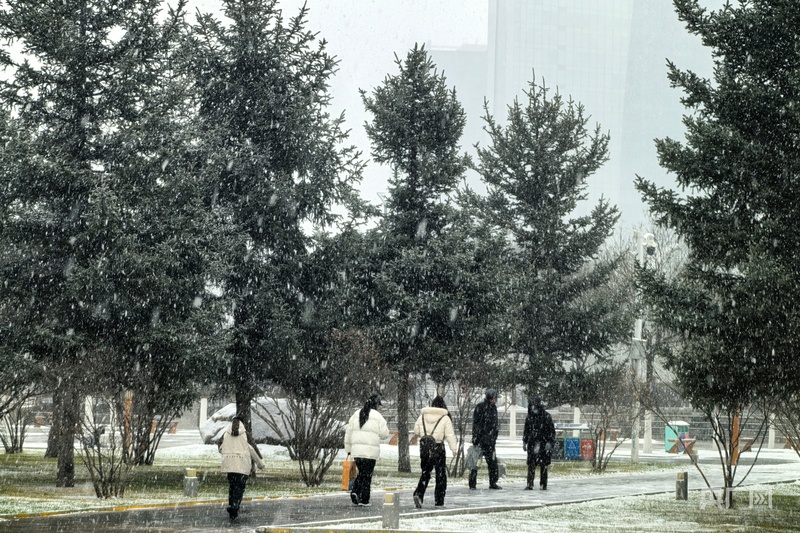 青海寒潮来袭！西宁迎来中到大雪天气